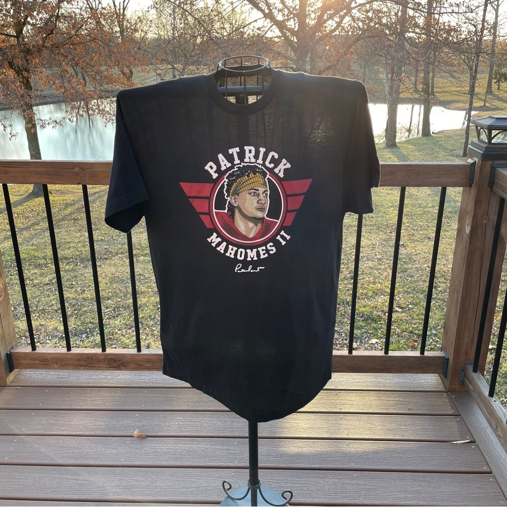 Patrick Mahomes XL KC Chiefs Black T-SHIRT Tee Charlie Hustle Rollin w/ Mahomies